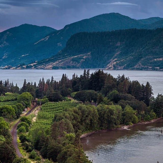 Mt Hood & Columbia River Private tour from Portland - Comfortable Transportation and Flexible Stoppages