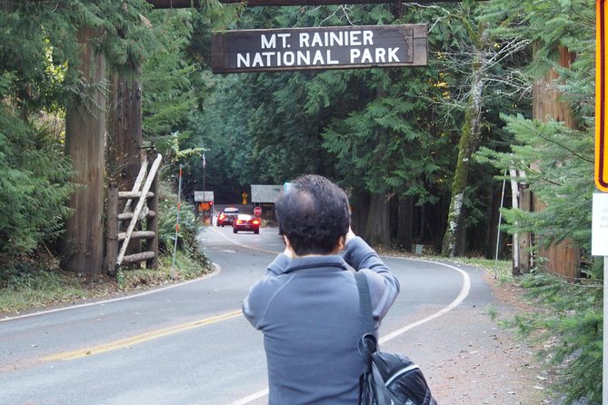 Mt. Rainier Day Tour from Seattle - The Optional Tipsoo Lake Stop and Elbe Drive-Through