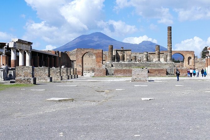 Mt. Vesuvius and Pompeii Full-Day Tour from Sorrento - The Quality and Choice of Lunch
