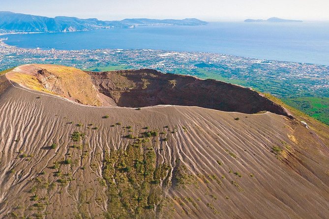Mt. Vesuvius (Tour+Transfer) - Exploring the Lava Stone Sculptures Along the Route