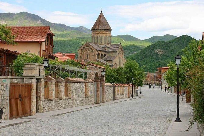 Mtskheta, Ananuri, Gudauri and Kazbegi Full Day Tour from Tbilisi - The Scenic Zhinvali Water Reservoir