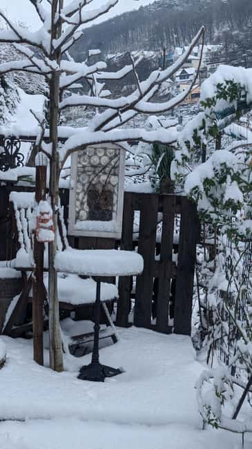 Mulled wine in the rustic wine cellar / Rüdesheim mulled wine & a great atmosphere! - Experience Mulled Wine in a Historic Wine Cellar in Rüdesheim