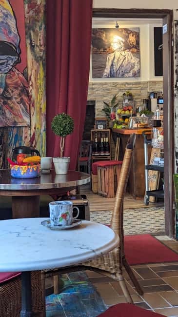 Mulled wine in the rustic wine cellar / Rüdesheim mulled wine & a great atmosphere! - The ArtCafé Assmannshausen: The Meeting Point in Old Rüdesheim