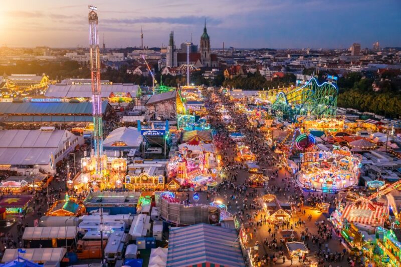 München: Oktoberfest Experience and Lunch in Tent - Accessibility and Group Size