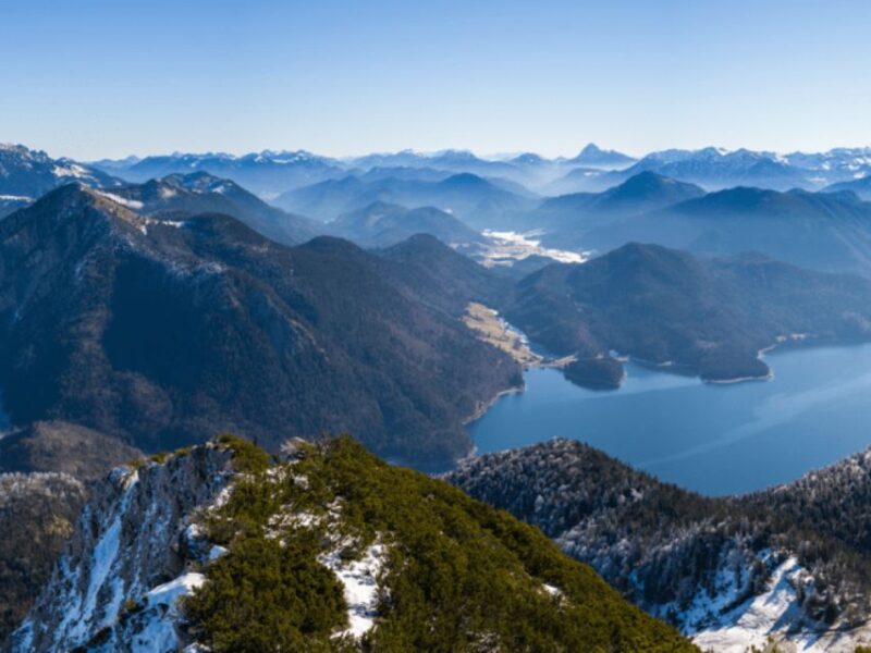 München: Rundflug München, Seen, Schlösser, Alpen abAugsburg - Logistics: Meeting Point and Group Experience