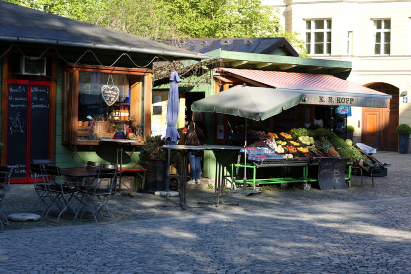 Munich: 3-Hour Food Tour Through Haidhausen in GERMAN - Tasting Local Delights: From Sausages to Chocolates