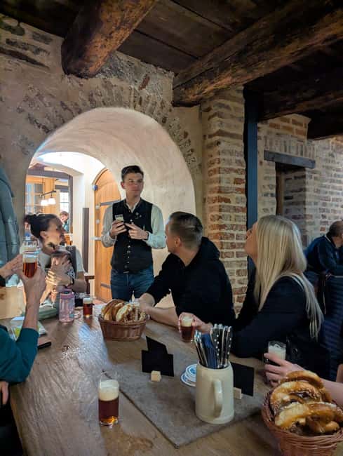 Munich Alcohol-Free: Pub tour with 4 different beers - Starting Point at Munich’s Museum Café Entrance