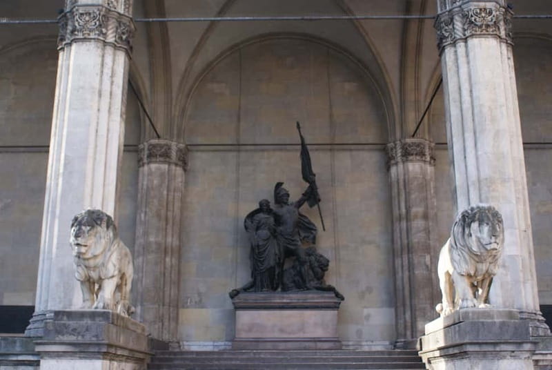 Munich and Nazi History Combination Day Tour Small Group - Exploring Munich’s Nazi-Related Landmarks on Foot