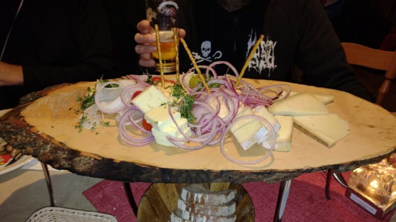 Munich: Bavarian Beer Walking Tour with Samples - Discovering Munich’s Beer and Food Scene