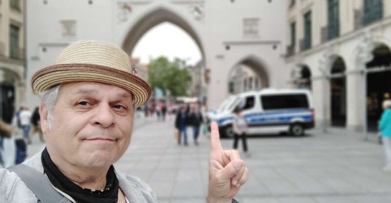 Munich: Bavarian Beer Walking Tour with Samples - Exploring Munich’s Historic Beer Halls and Landmarks