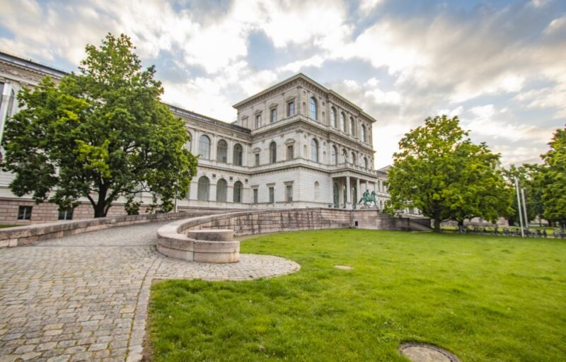 Munich: Capture the most Photogenic Spots with a Local - Capture Munich’s Most Photogenic Spots with a Local: A Practical Tour Review