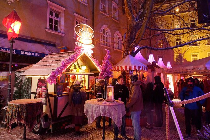 Munich Christmas Market Small Group Tour with Gingerbread Heart - Guided Tour with a Knowledgeable Professional