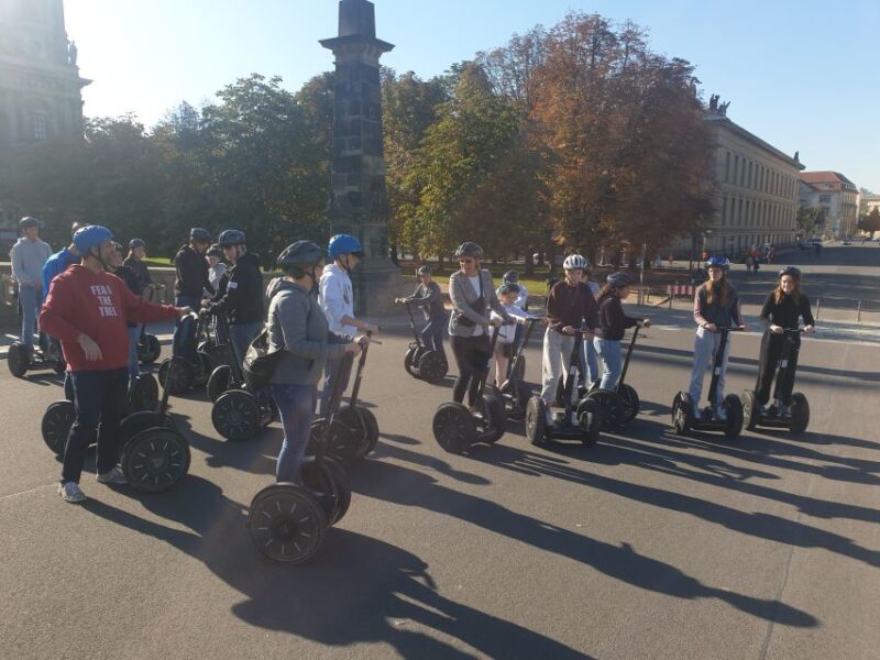 Munich: City Highlights Guided Segway Tour - From Friedensengel to the English Garden