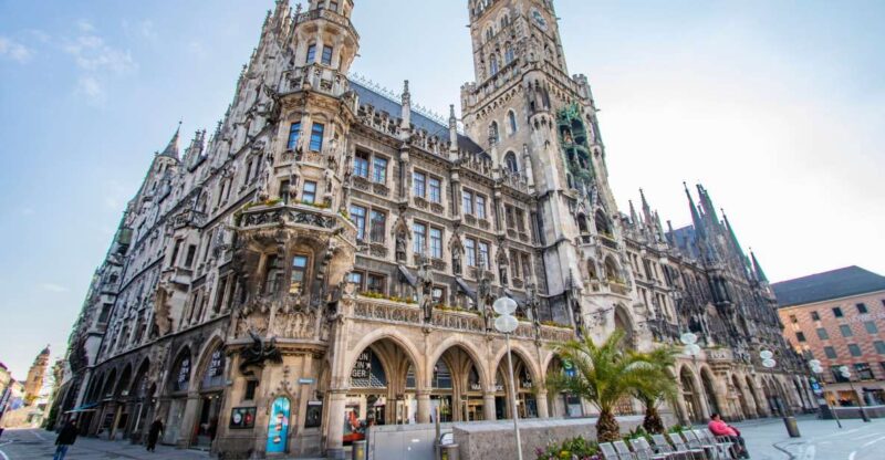 Munich: Express Walk with a Local in 90 minutes - Explore Munich’s Heart in 90 Minutes with a Local Guide
