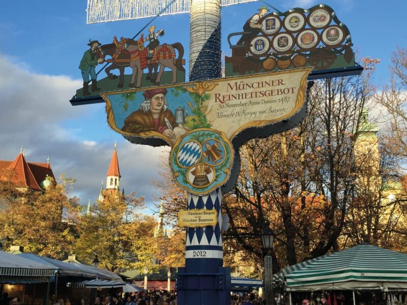 Munich: Food Tour Beer- 3 small beers & "Brotzeit" in GERMAN - Exploring Hidden Slots and Passing Historic Brewing Houses