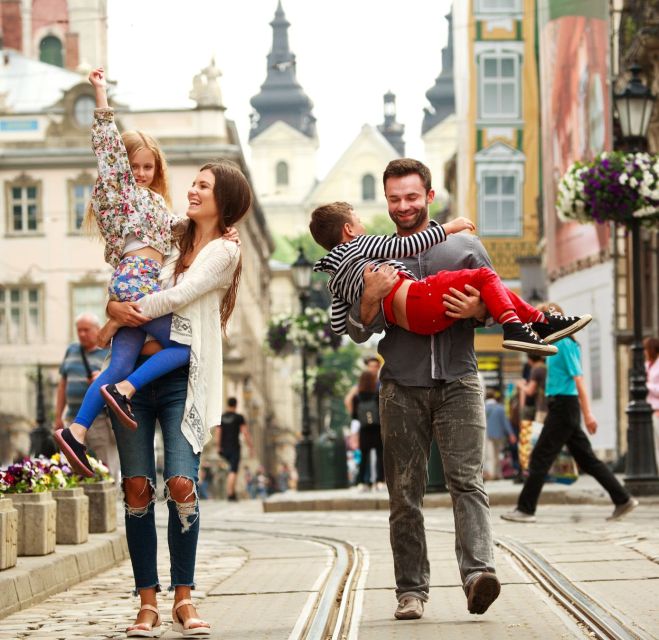 Munich: Friendly History for Family with Kids Guided Walking - Key Points