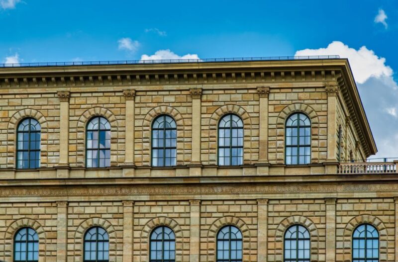 Munich: Friendly History for Family with Kids Guided Walking - Skip-the-Line Access to the Residenz Treasury