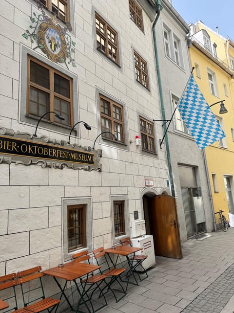 Munich: Guided Food Walking Tour with Beer Tasting - Flexibility and Personalization of the Tour Experience