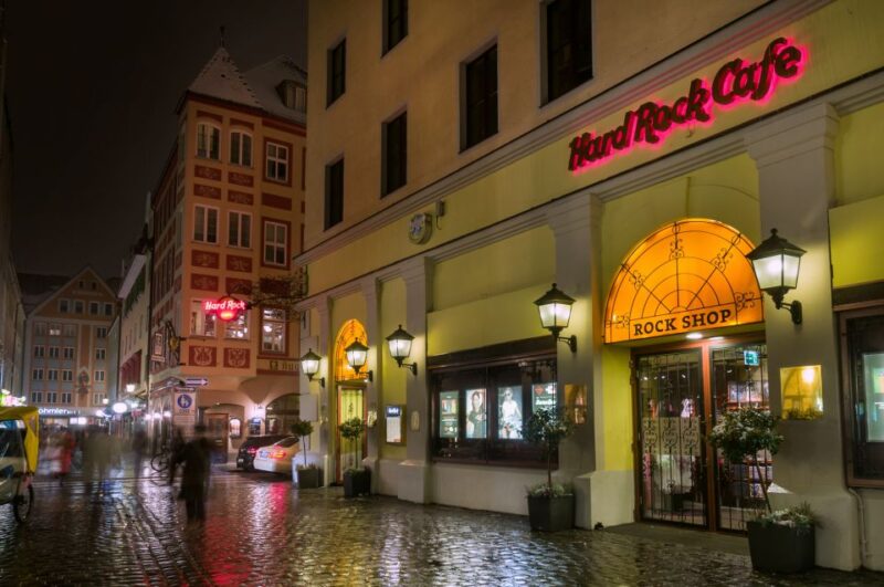 Munich: Hard Rock Cafe with Set Menu for Lunch or Dinner - Key Points
