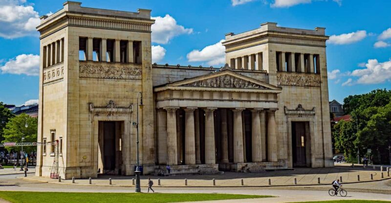 Munich: National Socialism Historical Tour in GERMAN - Key Points