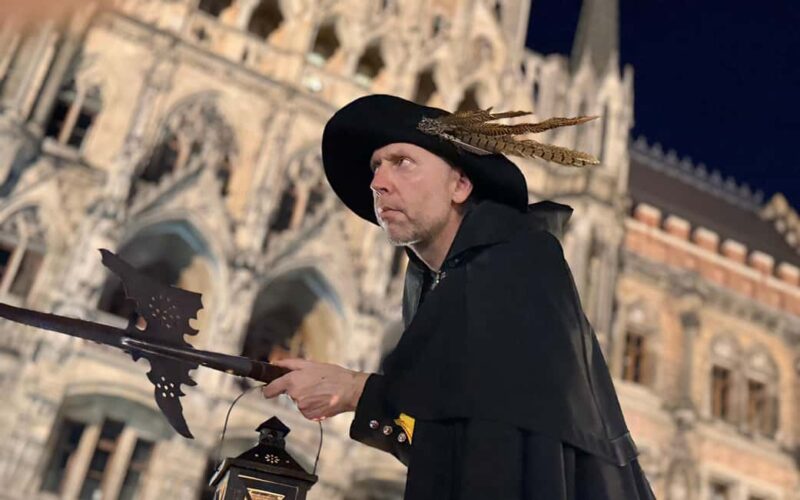 Munich: Night Watchman Tour in English - Explore Munich’s Medieval Nightscape with the Night Watchman Tour