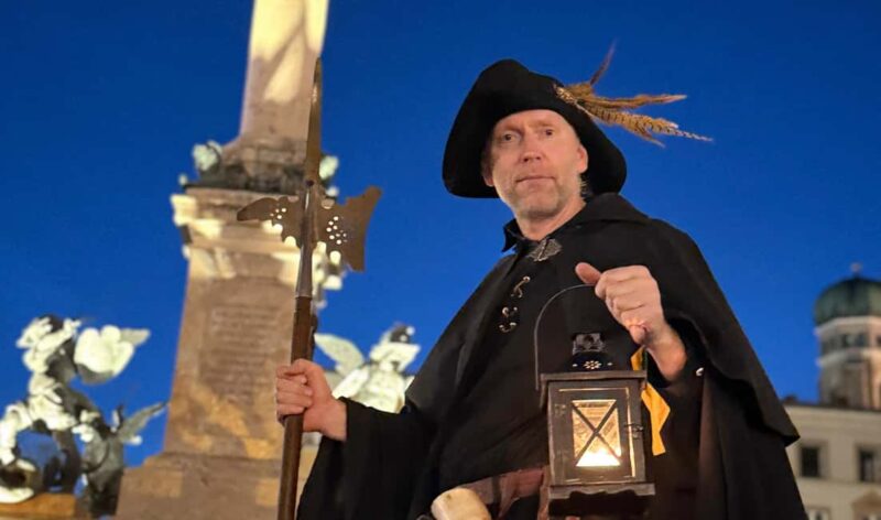 Munich: Night Watchman Tour in English - Key Points