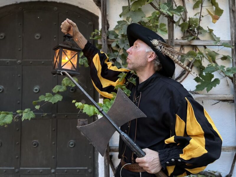 Munich: Night Watchman Walking Tour - The Guide’s Style and Guest Engagement