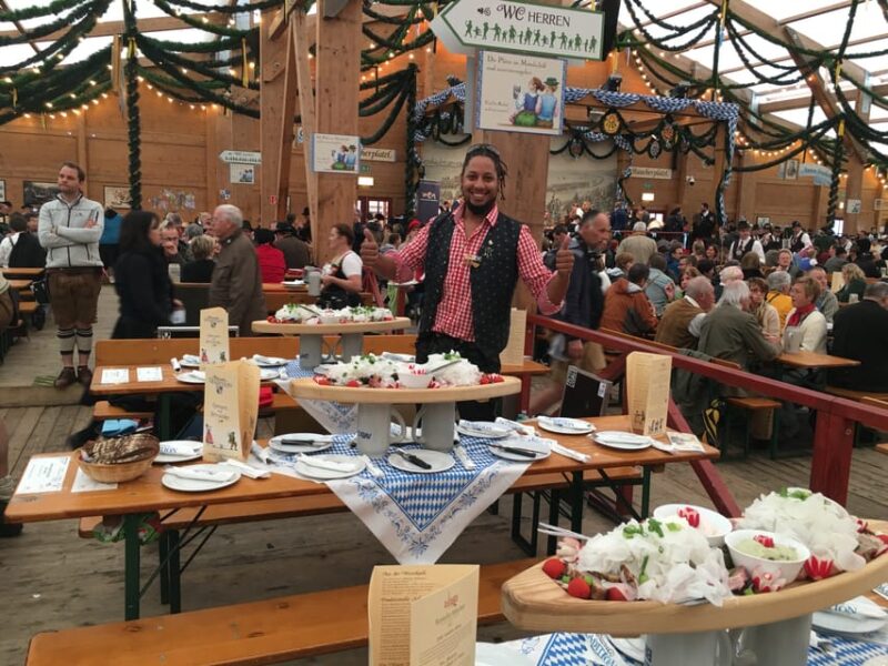 Munich Oktoberfest All-Inclusive Tour - Dress Code and Packing Tips