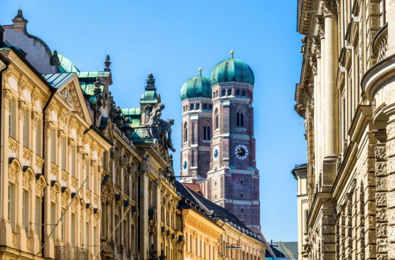 Munich Old Town and English Gardens Private Walking Tour - Key Points