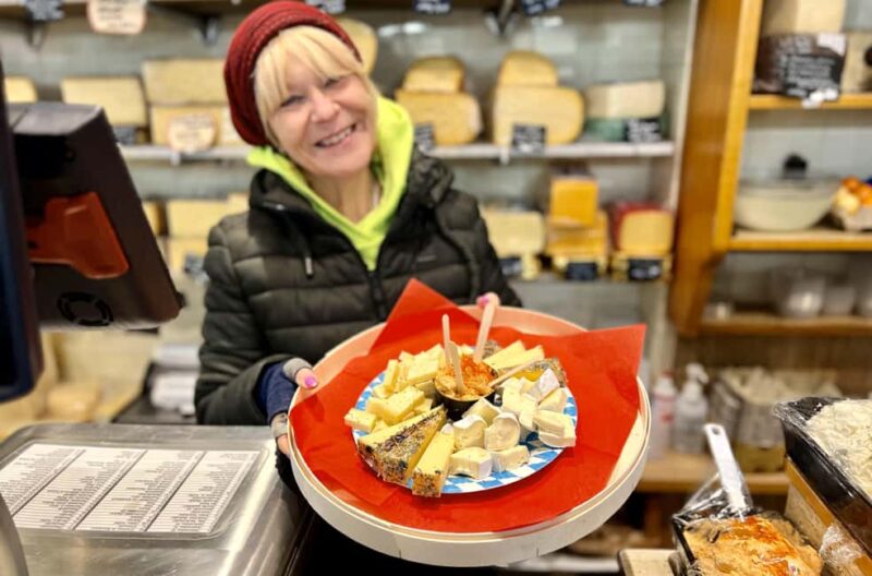 Munich: Old Town Food Tour with 10+ Tastings, Beer & Pretzel - Beerhall Stop and Bavarian Brewing Traditions