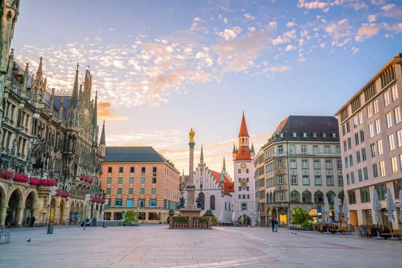 Munich Old Town Tour with the True Story of Albert Einstein - Uncovering Einstein’s Jewish Roots and Religious Views