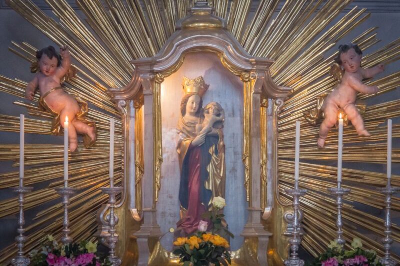 Munich: Places of Luck in Munich - Munich: Places of Luck in Munich — A 105-Minute Journey into Sacred Symbols and City Legends