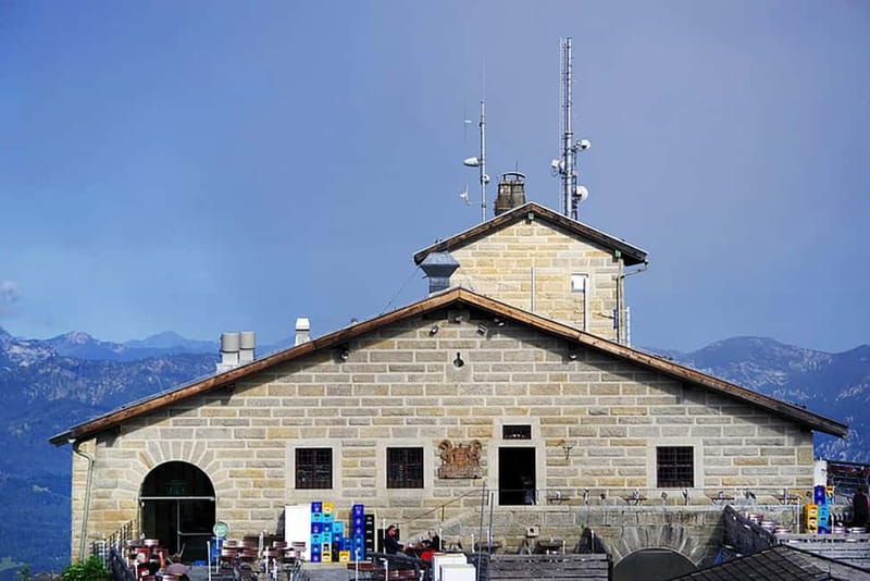 Munich: Private Eagle's Nest Tour, WW2 Museum-Entry & Lunch - Tasting Bavarian Cuisine in a Traditional Setting