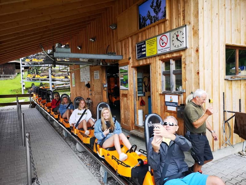 Munich: Private Neuschwanstein & Linderhof Castle Day Trip - Lunch Break in Reutte, Austria