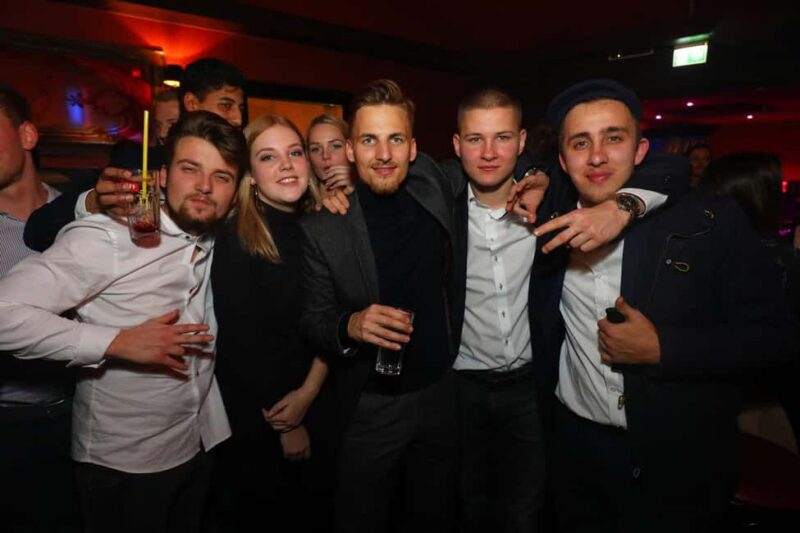 Munich: Private Pub Crawl with Free Beer and Shots - Visiting 3-4 Munich Bars and Clubs