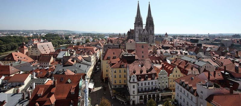 Munich: Private Tour by Car to Regensburg - A Medieval City - Goliath House and Thurn and Taxis Palace: Key Architectural Landmarks
