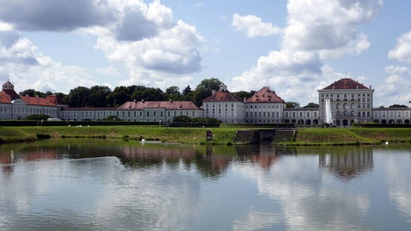 Munich Private Walk Tour and Nymphenburg by Public Transport - Key Points