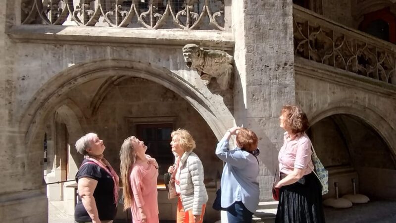 Munich: Private Walking Tour Munich Highlights - Ending at Viktualienmarkt: Practical Tips for Enjoying Munich