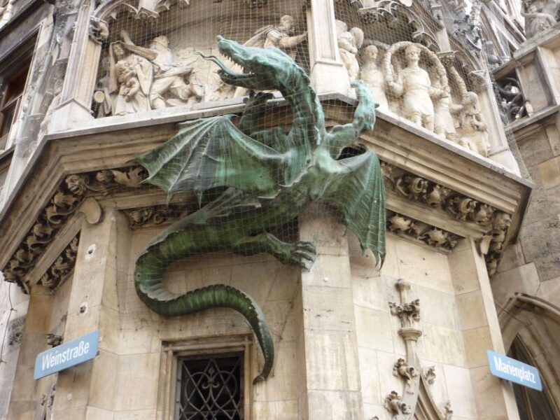 Munich: Public Walking Tour - Key Points