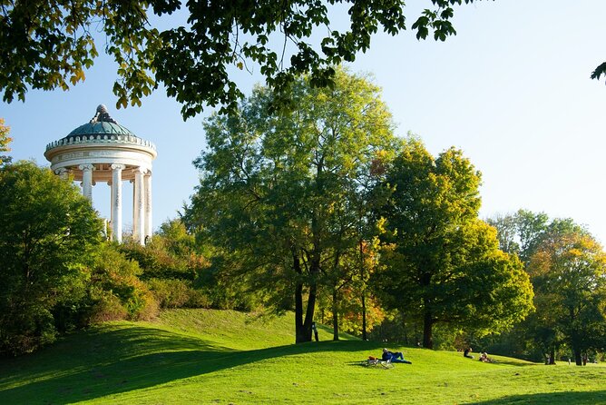 Munich Scavenger Hunt and Sights Self-Guided Tour - Engaging Puzzle Solving and Photo Challenges