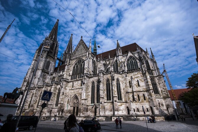 Munich to Regensburg Private Excursion by Public Transportation - Key Points