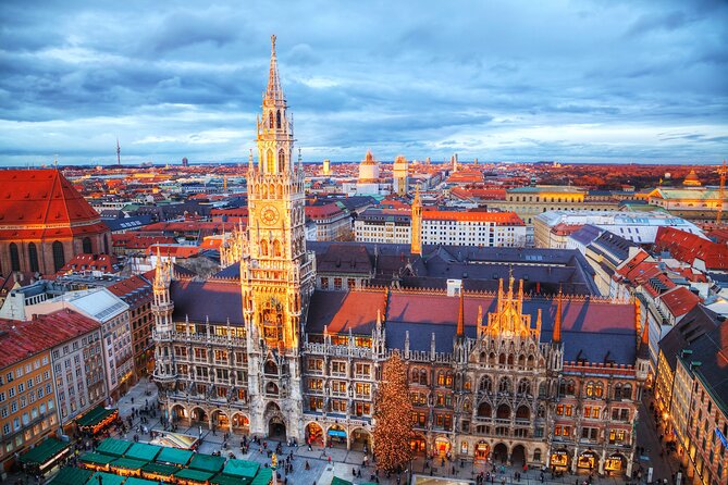 Munich:Christmas Market Hopping with Sightseeing Tour - Starting at Fischbrunnen in Marienplatz