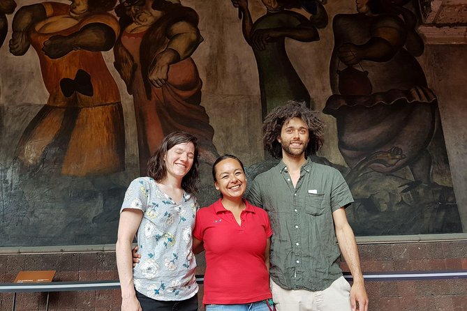 Muralist Art Semi Private Walking Tour in Mexico City Downtown - Exploring the Palacio de Bellas Artes and its Gallery of Murals