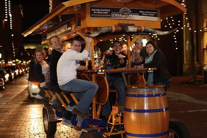 Murals & Mimosas - Cowtown Cycle Party BYOB Public Tour - The Guide and Group Atmosphere