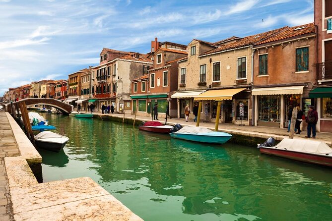 Murano glass and art private tour by boat and on foot - Key Points