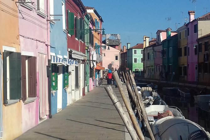 Murano Glass Experience With a Visit to a Burano Lace Island - Key Points