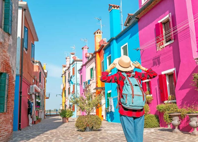 Murano Glass Factory, Burano Lace Shop & Torcello - Discovering Venice’s Iconic Islands on a Stylish Boat