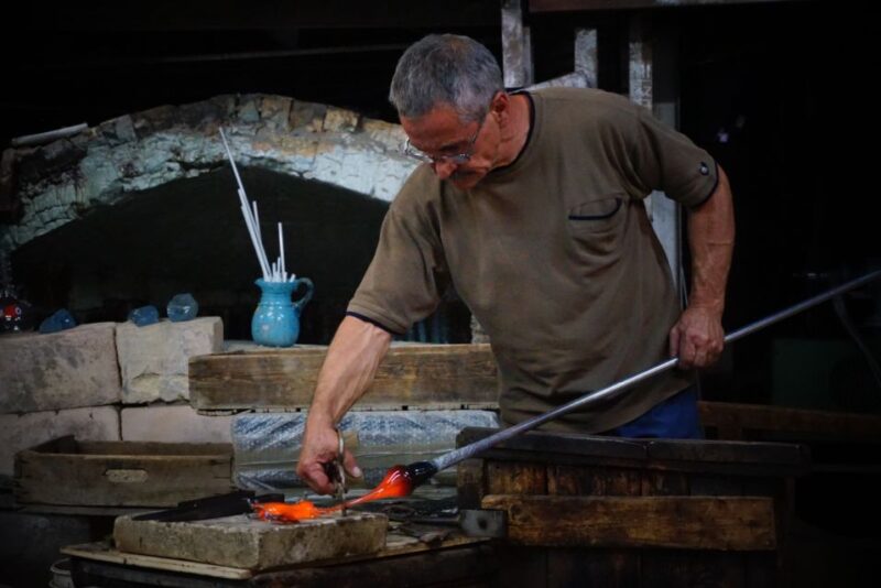 Murano Glass Factory Tour & Glass Blowing Demonstration - What to Expect During the Glassblowing Demonstration