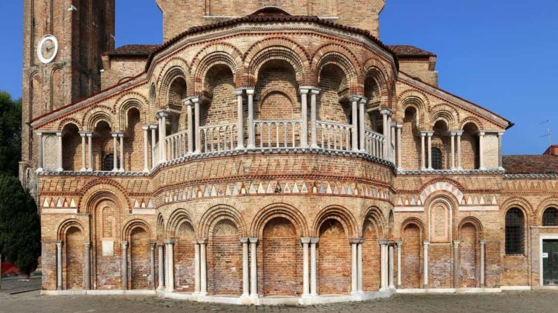 Murano: Walking Tour & Glass Factory with Local Guide - Starting Point and Meet-Up Details