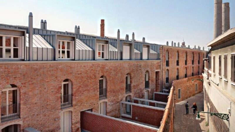 Murano: Walking Tour & Glass Factory with Local Guide - Insider Tips from a Local Guide